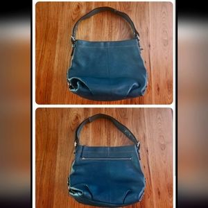 Gorgeous Vintage Coach Shoulder Bag in Rare Teal Pebbled Leather GUC